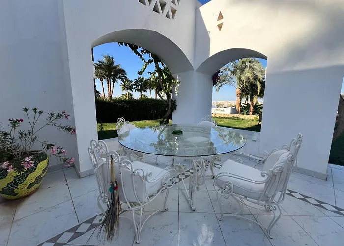 Domina Coral Bay بيت ضيافة شرم الشيخ